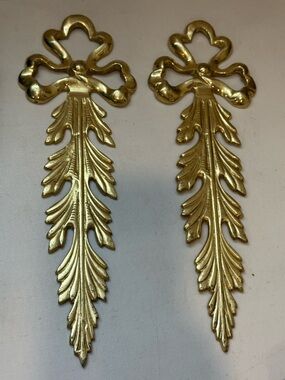 Vintage Ornate Solid Brass Floral &Bow Wall Hanging, Made in India Home Decor